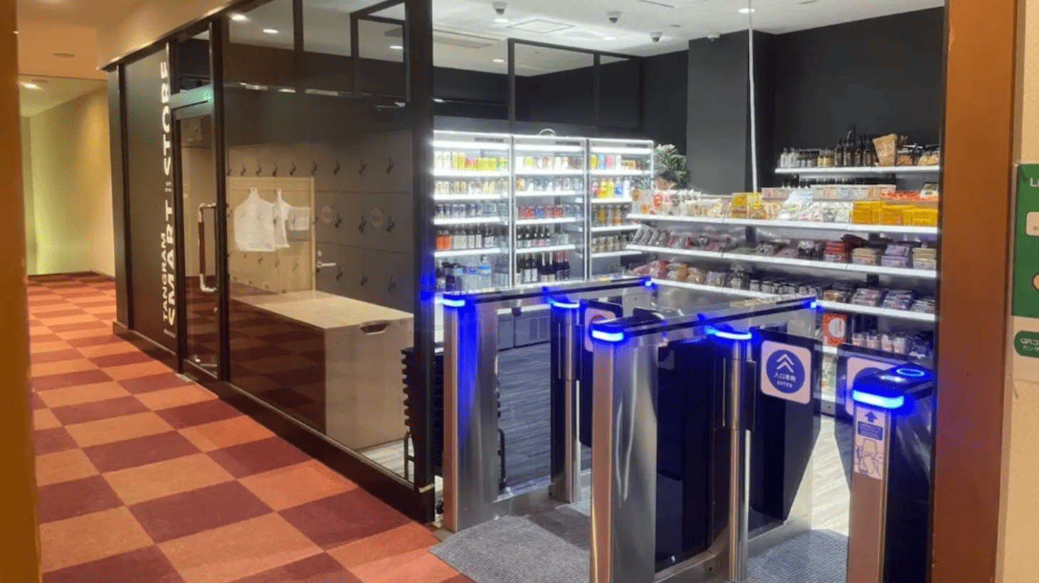 センサーやカメラが設置されたレジレス店舗